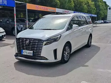 BUICK GL8 — из Китая под ключ