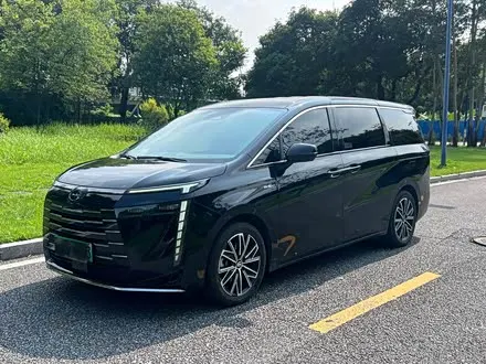 GAC TRUMPCHI E8 PHEV — из Китая под ключ