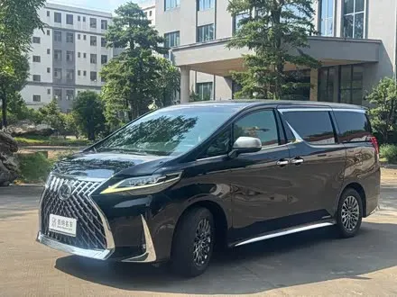 LEXUS LM — из Китая под ключ