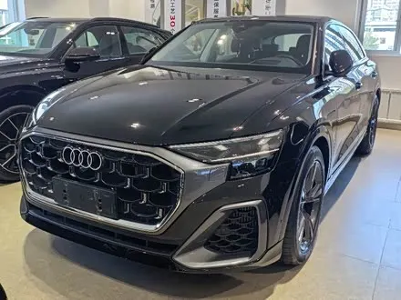 AUDI Q8 2024