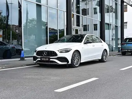 MERCEDES-BENZ C-CLASSAMG 2024