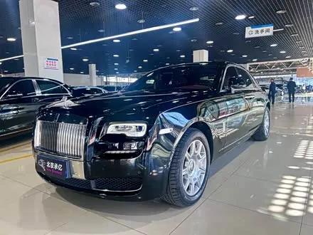 ROLLS-ROYCE GHOST 2015