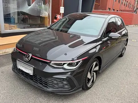 VOLKSWAGEN GOLF GTI 2021