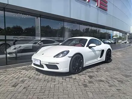 PORSCHE 718 2023