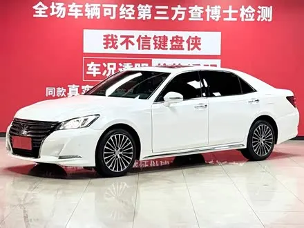 TOYOTA CROWN 2018