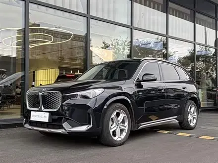 BMW IX1 2023