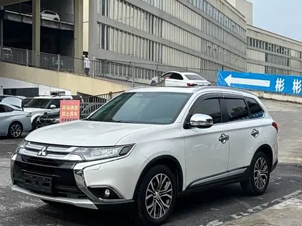 MITSUBISHI OUTLANDER — из Кореи под ключ