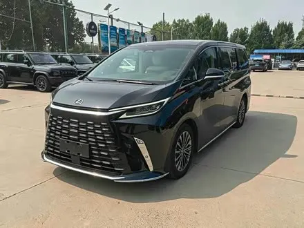LEXUS LM — из Кореи под ключ