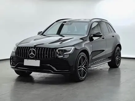 MERCEDES-BENZ GLC AMG 2022