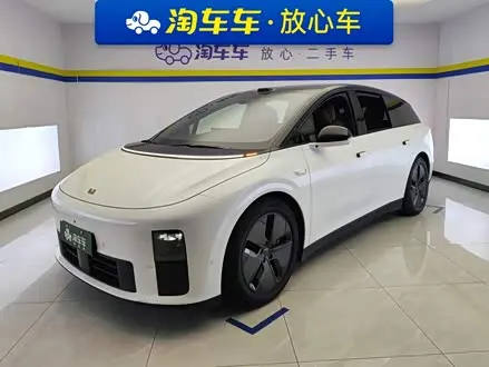LI AUTO I6 2025