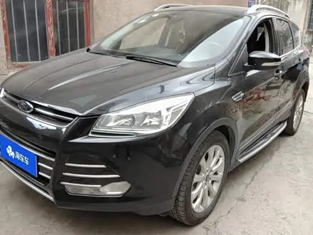 FORD KUGA 2013