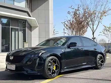 CADILLAC CT5 — из Китая под ключ