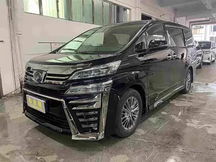 TOYOTA VELLFIRE 2020