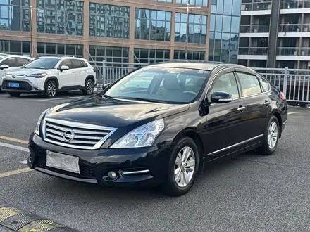 NISSAN TEANA 2011