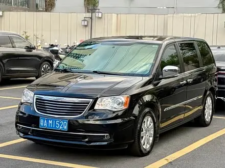 CHRYSLER GRAND VOYAGER 2013