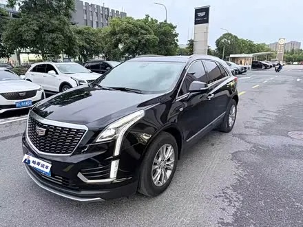 CADILLAC XT5 — из Китая под ключ