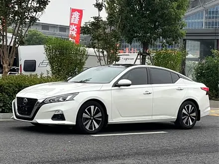 NISSAN TEANA 2021