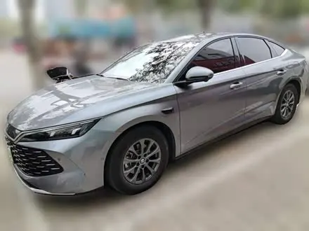 BYD QIN L 2025