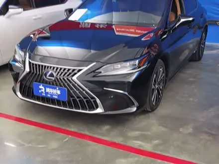 LEXUS ES — из Кореи под ключ