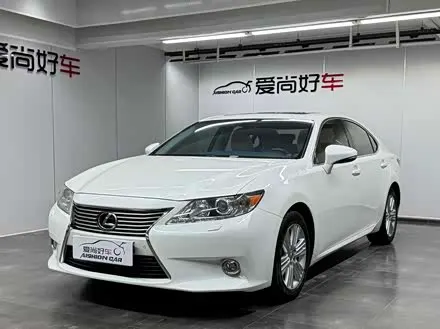 LEXUS ES — из Кореи под ключ