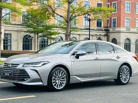 TOYOTA AVALON 2024