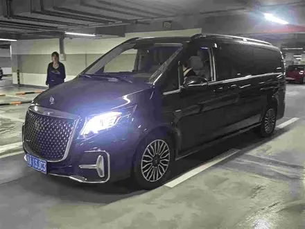 MERCEDES-BENZ V-CLASS 2017
