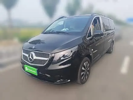 MERCEDES-BENZ VITO 2023