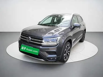 VOLKSWAGEN THARU 2020