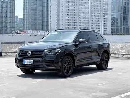 VOLKSWAGEN TOUAREG 2021