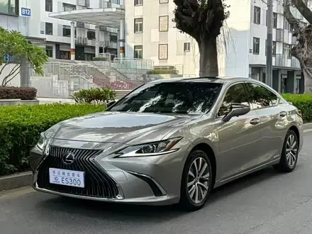 LEXUS ES — из Кореи под ключ