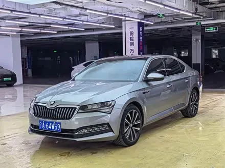 SKODA SUPERB 2023