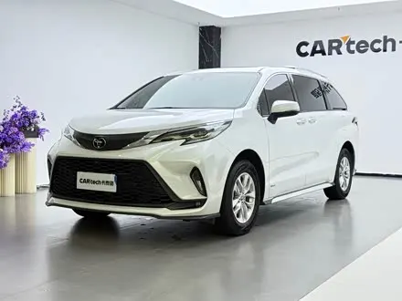 TOYOTA GRANVIA 2024