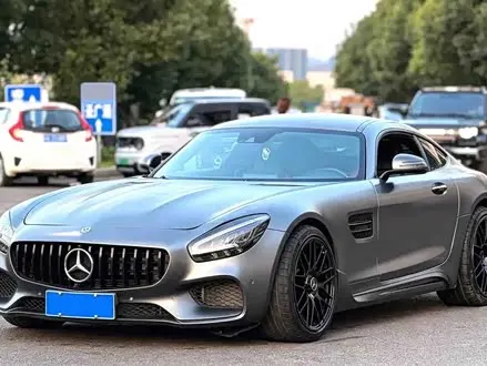 MERCEDES-AMG GT 2017