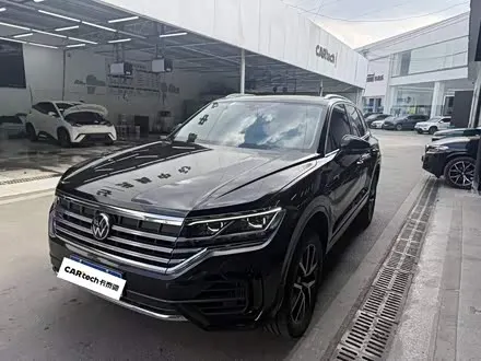 VOLKSWAGEN TOUAREG 2022