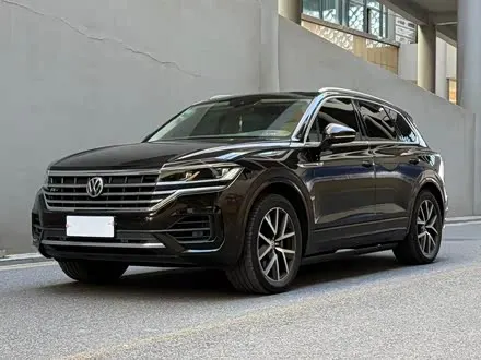 VOLKSWAGEN TOUAREG 2019