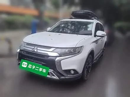 MITSUBISHI OUTLANDER — из Китая под ключ