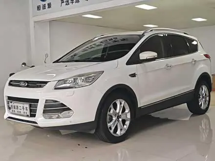 FORD KUGA 2013