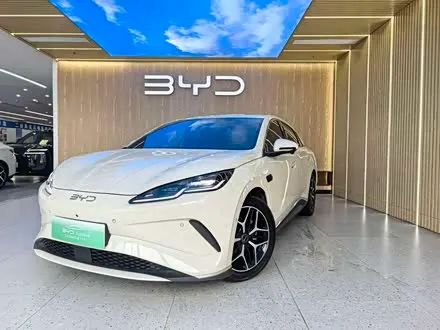 BYD SEAL 06 2025