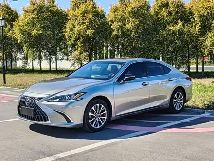 LEXUS ES — из Китая под ключ