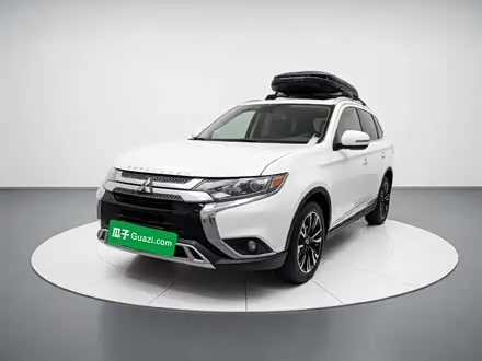 MITSUBISHI OUTLANDER 2019