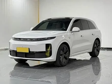 LI AUTO L6 2024
