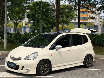 HONDA FIT 06 2006