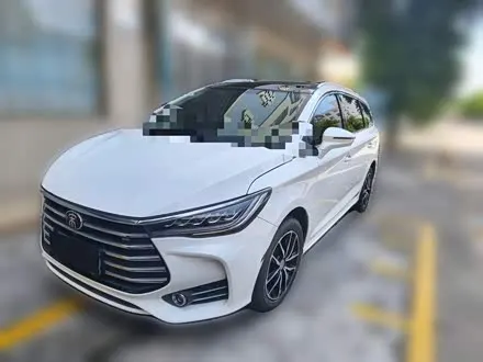 BYD SONG MAX 2017