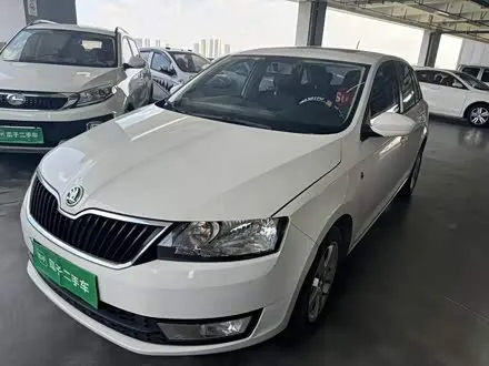 SKODA RAPID SPACEBACK 2016