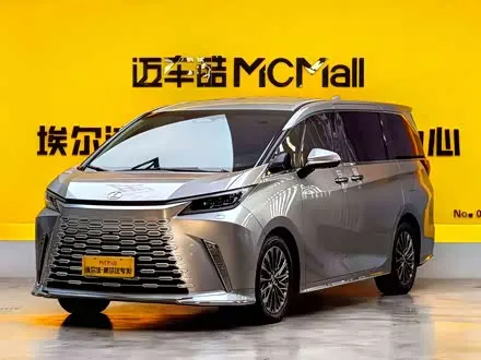 LEXUS LM 2023
