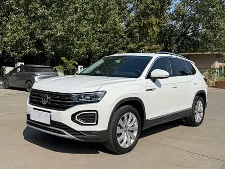 VOLKSWAGEN TAYRON — из Кореи под ключ