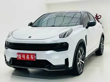LYNK & CO 05 2020