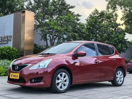 NISSAN TIIDA 2011
