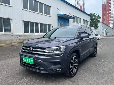 VOLKSWAGEN THARU 2021