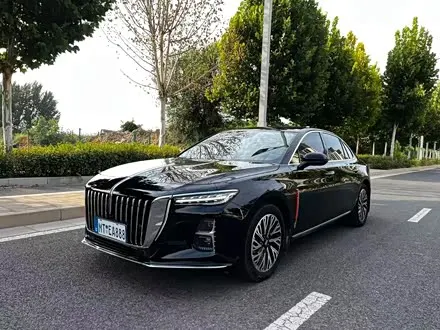 HONGQI H5 — из Китая под ключ